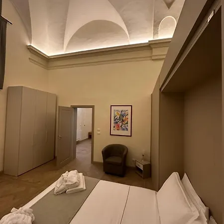 דירה Design In Historical Palace