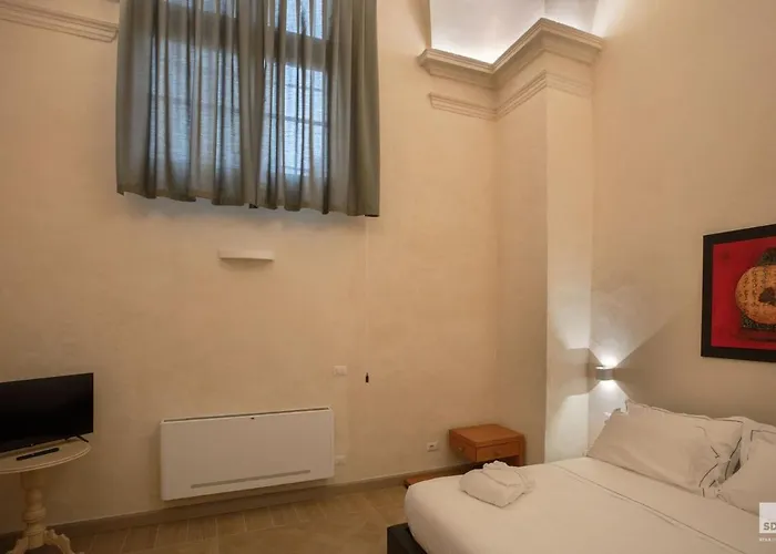 Design In Historical Palace *