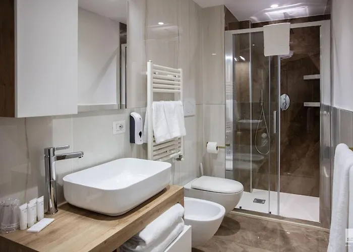 Design In Historical Palace Lägenhet