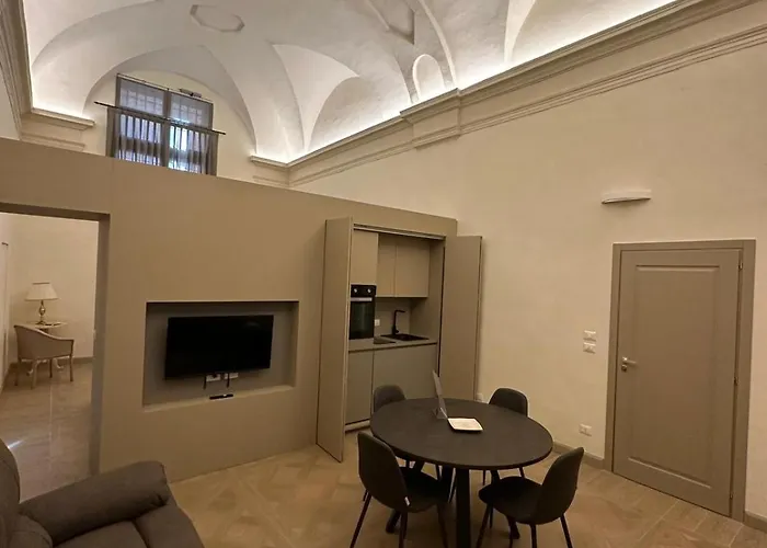 Design In Historical Palace * Болонья