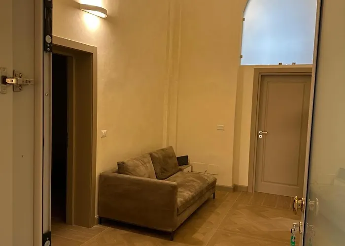 Design In Historical Palace شقة